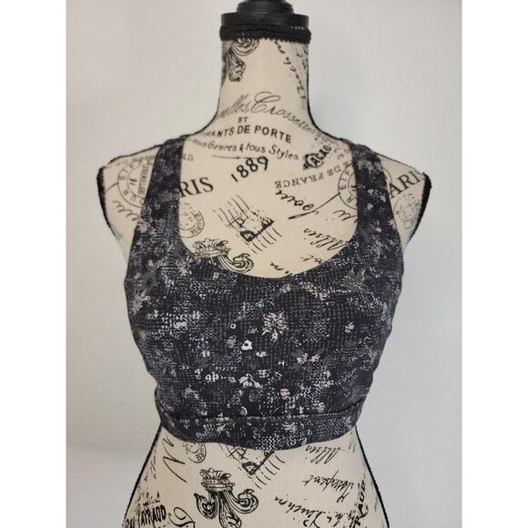 Lululemon Sport Bra Sz 6 Free To Be Serene Light Support C/D Cup Multicolor - Picture 1 of 7